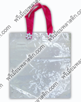 กระเป๋าพลาสติก สี่เหลี่ยมใส สายสะพายผ้าทอสีบานเย็น ตอกกระดุมดอกไม้ 2  ข้าง / 2 ด้าน